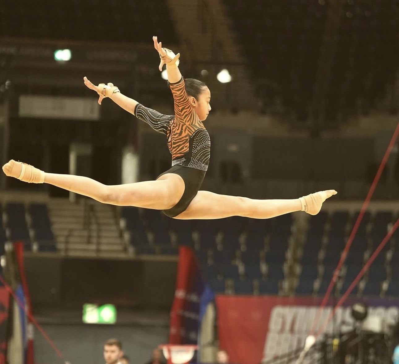 Layla in competition